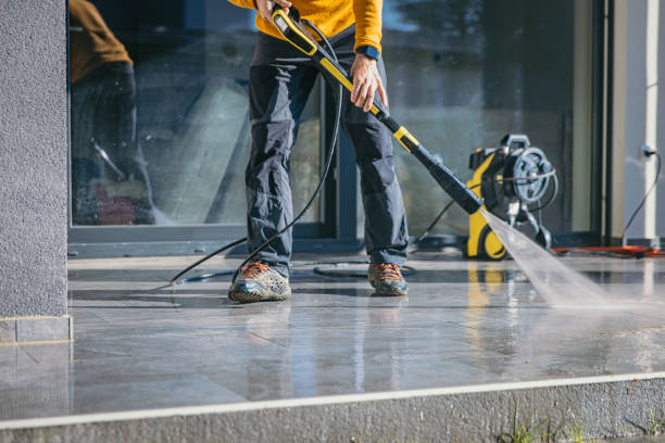 Best Sidewalk Pressure Washing  in Caldwell, OH