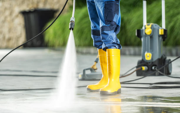 Best Deck Cleaning Services  in Caldwell, OH